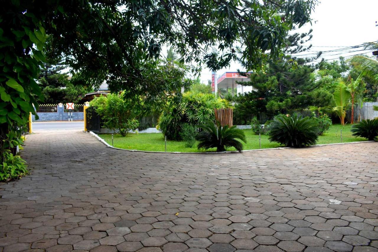Old Park Villa Jaffna Exterior photo